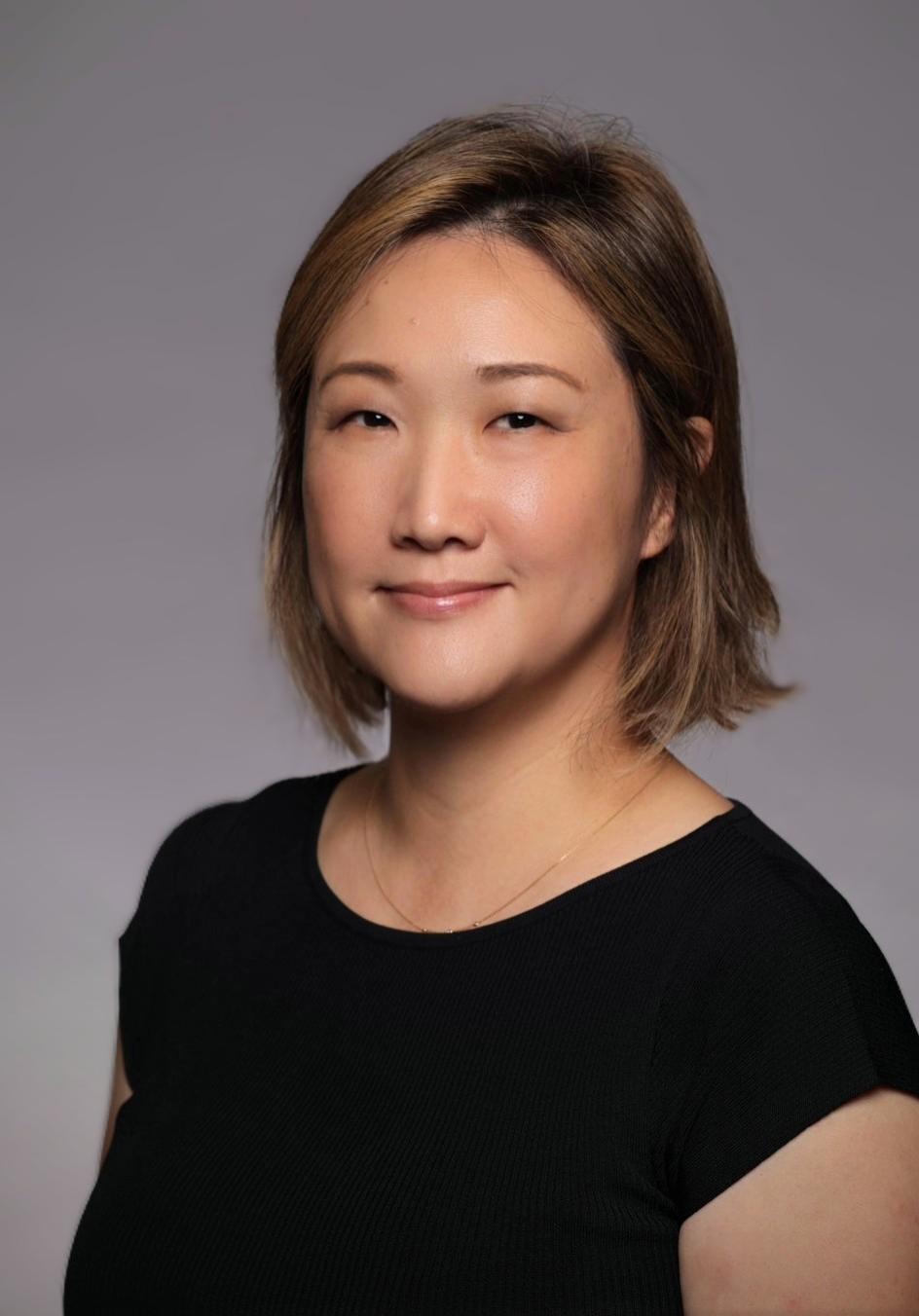 Dr Esther Hong